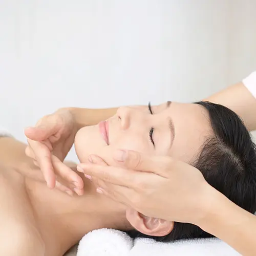 極上フェイシャルケア